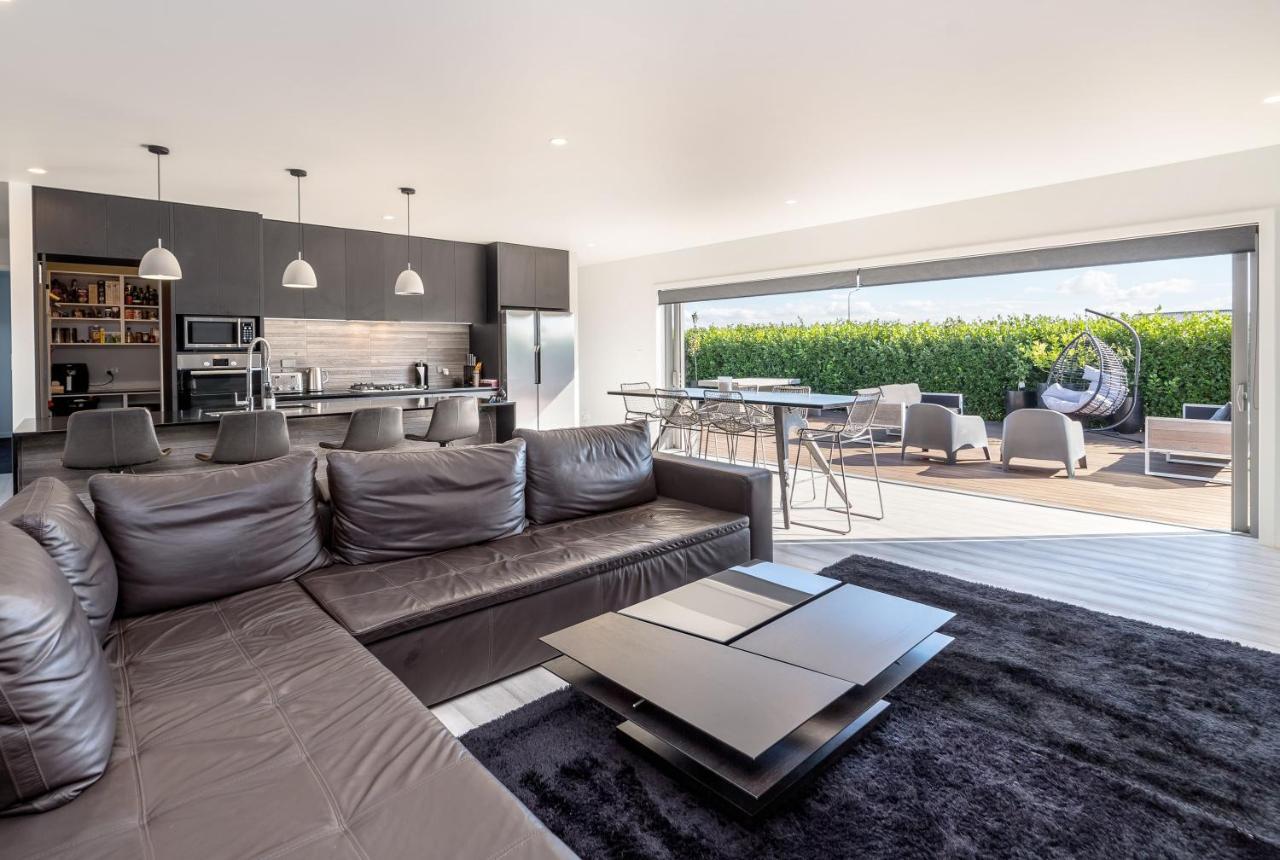 Pinot Paradise Villa Martinborough Bagian luar foto